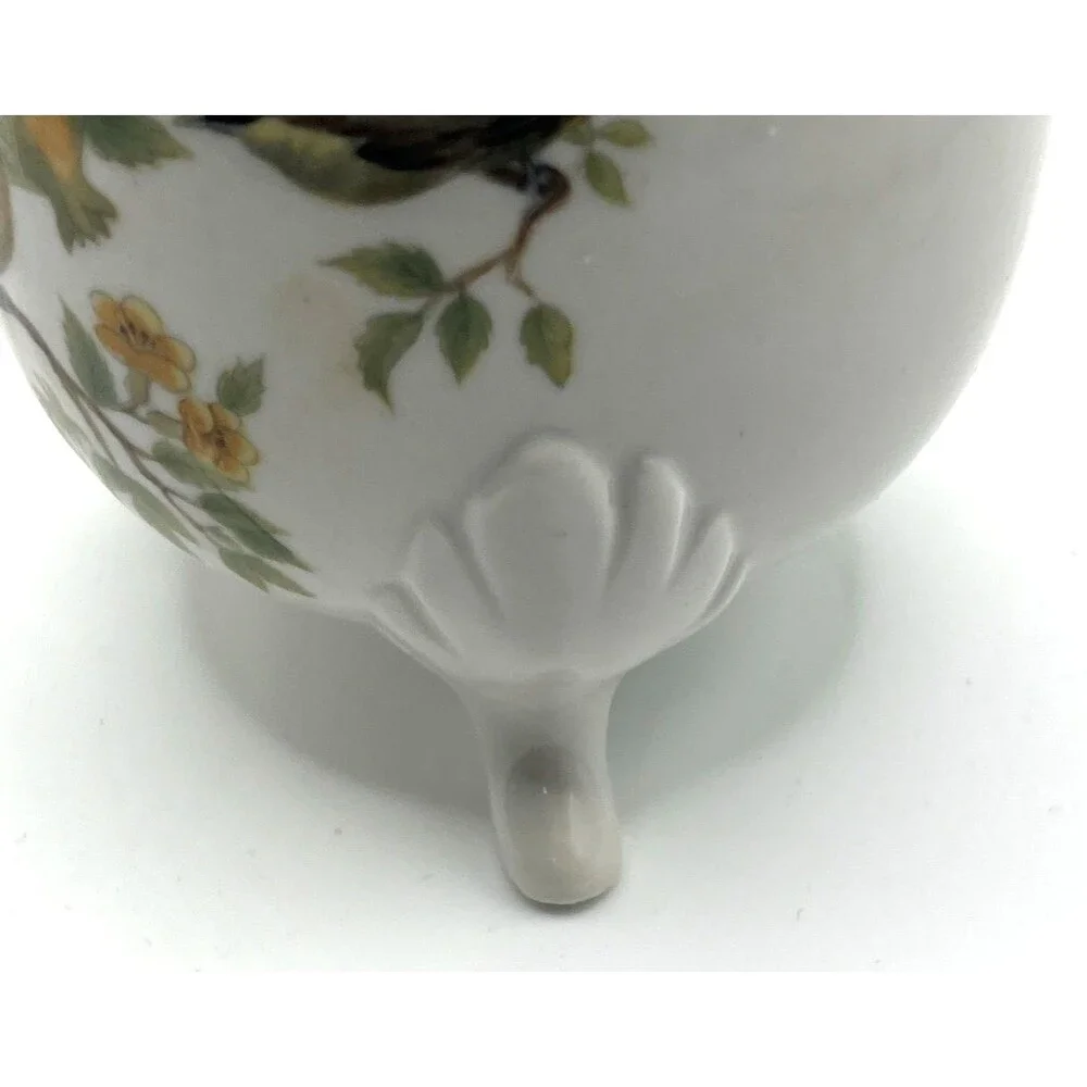 Vtg Andrea by Sadek 3-Footed Porcelain Egg-Shaped Vase 9492 Japan Birds 4.25